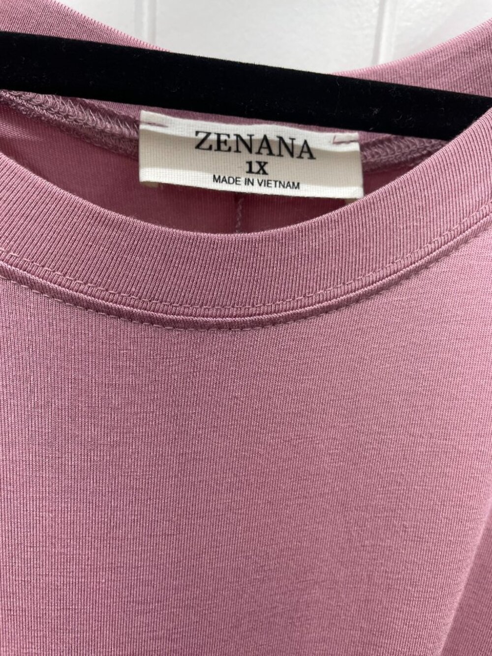 Women's Plus Tank Top Zenana Hi Low Rayon Cream Dark Rose Pink Plus 1X NWOT - Picture 4 of 6